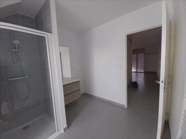Location appartement Dol-de-Bretagne 35120 Ille-et-Vilaine 74 m2 3 pièces 890 euros