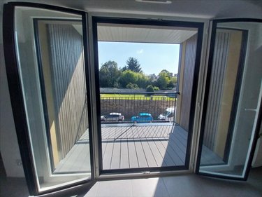 Location appartement Dol-de-Bretagne 35120 Ille-et-Vilaine 74 m2 3 pièces 890 euros