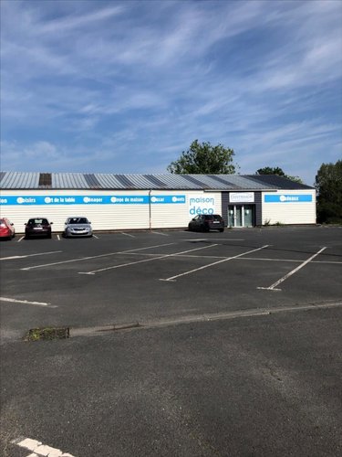 Location fonds et murs commerciaux Valognes 50700 Manche 400 m2  5000 euros