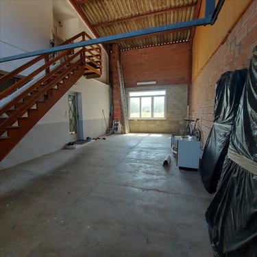 Immeuble a vendre Saint-Vit 25410 Doubs 654 m2  389000 euros