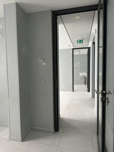 Fonds et murs commerciaux a vendre Paris 2e arrondissement 75002 Paris 161 m2  1560000 euros
