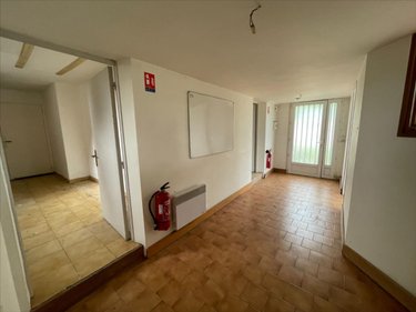 Fonds et murs commerciaux a vendre Saint-Jean-de-Liversay 17170 Charente-Maritime 137 m2  126000 euros