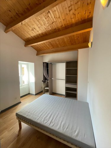 Immeuble a vendre Marans 17230 Charente-Maritime 284 m2  416000 euros