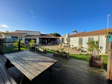 Maison a vendre Montroy 17220 Charente-Maritime 160 m2 5 pièces 395200 euros