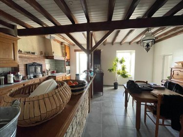 Maison a vendre Montroy 17220 Charente-Maritime 160 m2 5 pièces 395200 euros