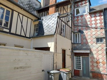 Immeuble a vendre Le Neubourg 27110 Eure 250 m2  285000 euros