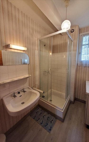 Maison a vendre Carhaix-Plouguer 29270 Finistère 86 m2 6 pièces 105000 euros