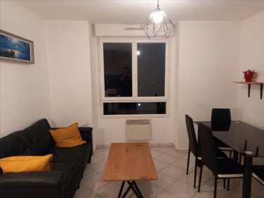 Location appartement Petit-Couronne 76650 Seine-Maritime 33 m2 2 pièces 676 euros