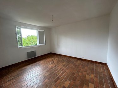 Location appartement Saint-Cyr-sur-Menthon 01380 Ain 64 m2 3 pièces 700 euros