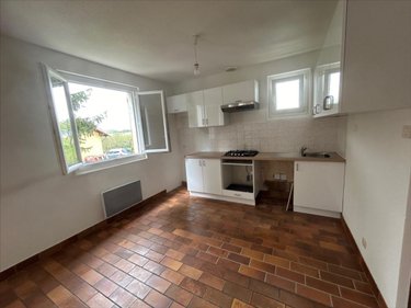 Location appartement Saint-Cyr-sur-Menthon 01380 Ain 64 m2 3 pièces 700 euros