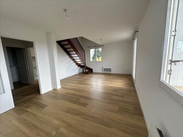 Location appartement Vonnas 01540 Ain 75 m2 3 pièces 755 euros