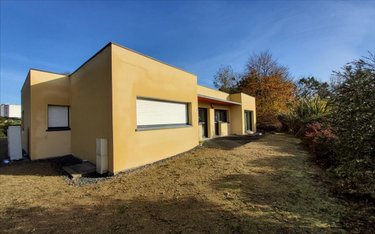 Immeuble a vendre Carhaix-Plouguer 29270 Finistère 167 m2  420000 euros