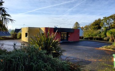 Immeuble a vendre Carhaix-Plouguer 29270 Finistère 167 m2  420000 euros