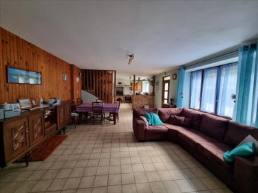 Maison a vendre Callac 22160 Côtes-d'Armor 163 m2 7 pièces 91350 euros
