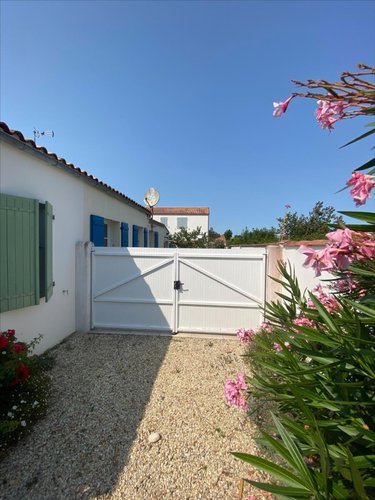 Maison a vendre La Flotte 17630 Charente-Maritime 75 m2 3 pièces 265200 euros