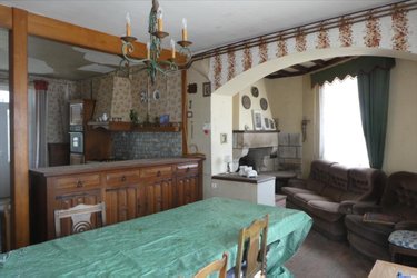 Maison a vendre Plouigneau 29610 Finistère 209 m2 8 pièces 227972 euros