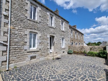 Maison a vendre Maël-Pestivien 22160 Côtes-d'Armor 236 m2 11 pièces 299250 euros