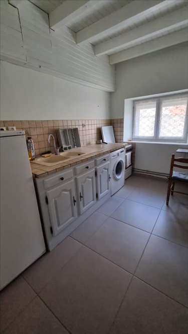 Maison a vendre Saint-Genis-de-Saintonge 17240 Charente-Maritime 296 m2 12 pièces 210000 euros