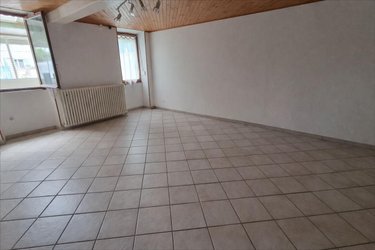 Maison a vendre Saint-Genis-de-Saintonge 17240 Charente-Maritime 296 m2 12 pièces 210000 euros