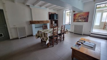 Maison a vendre Saint-Genis-de-Saintonge 17240 Charente-Maritime 296 m2 12 pièces 210000 euros