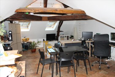 Immeuble a vendre Malicorne-sur-Sarthe 72270 Sarthe 110 m2  190800 euros