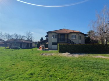 Maison a vendre Vaux-en-Bugey 01150 Ain 186 m2 6 pièces 415000 euros