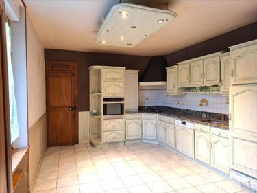 Maison a vendre La Croixille 53380 Mayenne 165 m2 8 pièces 273000 euros