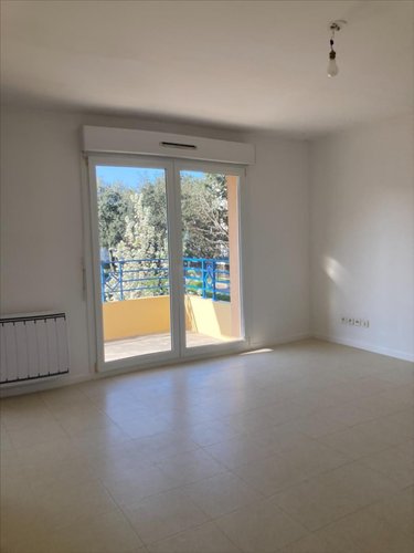 Location appartement Commune non précisée 76 Seine-Maritime 61 m2 3 pièces 870 euros