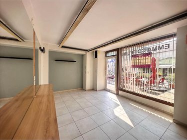 Immeuble a vendre Azay-le-Rideau 37190 Indre-et-Loire 80 m2  188600 euros