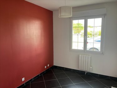 Location maison Le Vrétot 50260 Manche 73 m2 3 pièces 925 euros