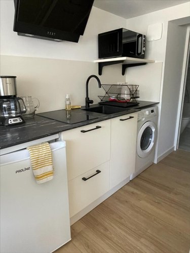 Location appartement Pleurtuit 35730 Ille-et-Vilaine 20 m2 1 pièce 590 euros