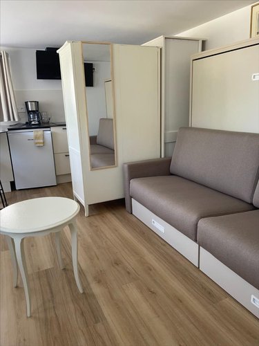 Location appartement Pleurtuit 35730 Ille-et-Vilaine 20 m2 1 pièce 590 euros