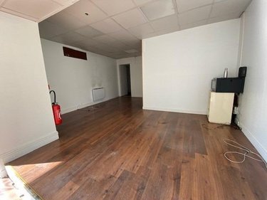 Fonds et murs commerciaux a vendre Besançon 25000 Doubs 79 m2  98000 euros