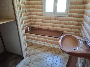 Maison a vendre Saintes 17100 Charente-Maritime 89 m2 4 pièces 162626 euros