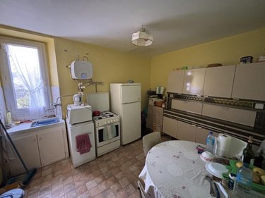 Immeuble a vendre Candé 49440 Maine-et-Loire 209 m2  167500 euros