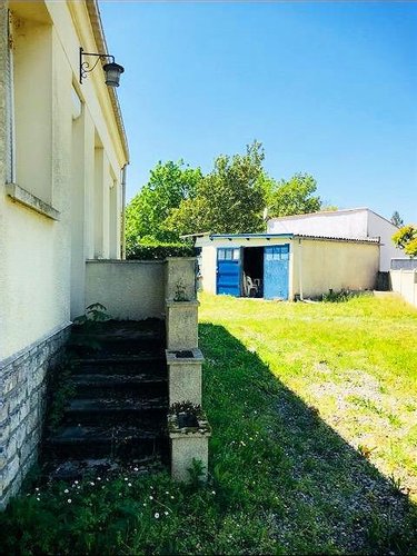Maison a vendre Tonnay-Charente 17430 Charente-Maritime 93 m2 4 pièces 188640 euros