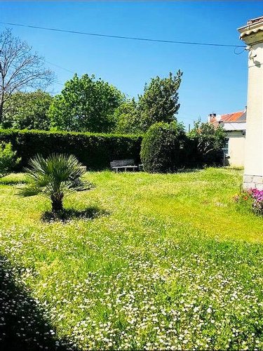 Maison a vendre Tonnay-Charente 17430 Charente-Maritime 93 m2 4 pièces 188640 euros