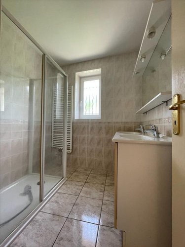 Location maison Douvres 01500 Ain 77 m2 4 pièces 937 euros