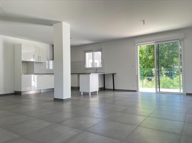 Location maison Ambérieu-en-Bugey 01500 Ain 88 m2 4 pièces 990 euros