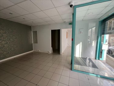 Fonds et murs commerciaux a vendre Le Mans 72000 Sarthe 112 m2  164840 euros
