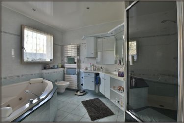 Maison a vendre Le Rheu 35650 Ille-et-Vilaine 246 m2 8 pièces 616800 euros