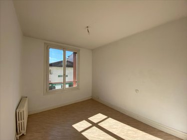 Immeuble a vendre Aurillac 15000 Cantal 410 m2  286200 euros