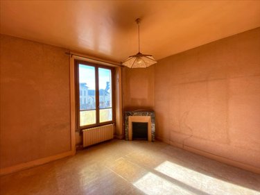 Immeuble a vendre Aurillac 15000 Cantal 410 m2  286200 euros