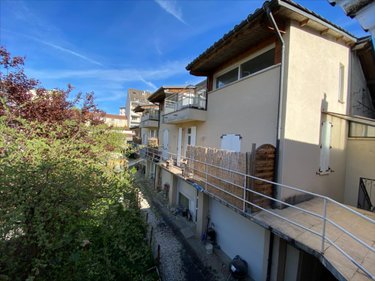 Immeuble a vendre Aurillac 15000 Cantal 410 m2  286200 euros