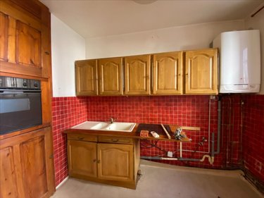 Immeuble a vendre Aurillac 15000 Cantal 410 m2  286200 euros