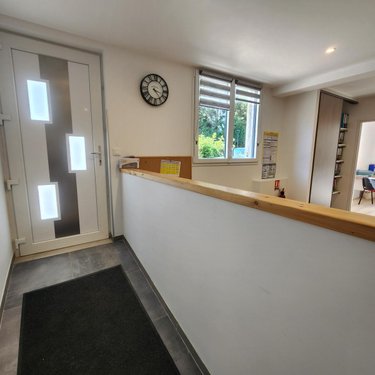 Fonds et murs commerciaux a vendre Cherré-Au 72400 Sarthe 240 m2  275600 euros