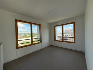 Location appartement Rouen 76000 Seine-Maritime 77 m2 4 pièces 1182 euros