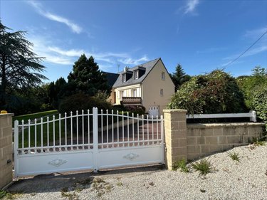 Maison a vendre Saint-Sauveur-le-Vicomte 50390 Manche 121 m2 8 pièces 242000 euros