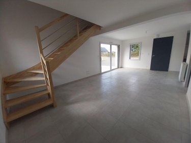 Location maison Dol-de-Bretagne 35120 Ille-et-Vilaine 94 m2 4 pièces 1100 euros