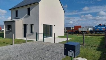 Location maison Dol-de-Bretagne 35120 Ille-et-Vilaine 94 m2 4 pièces 1150 euros